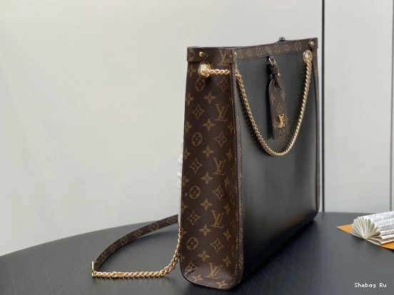Louis Vuitton MM Nova 0818